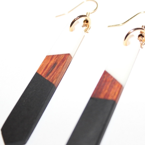 *2 for $15* Black Wood Resin Drop Earrings - Picture 3 of 4